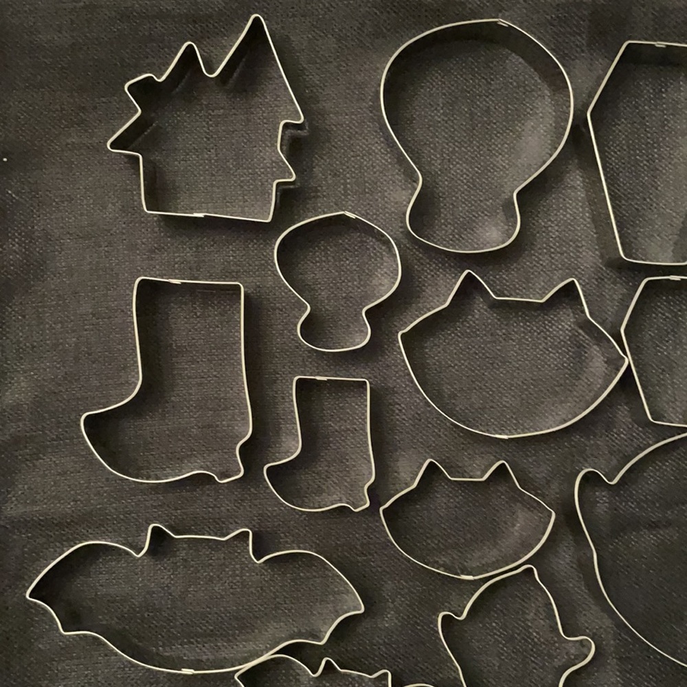 Set of 19 Halloween Cookie Cutters